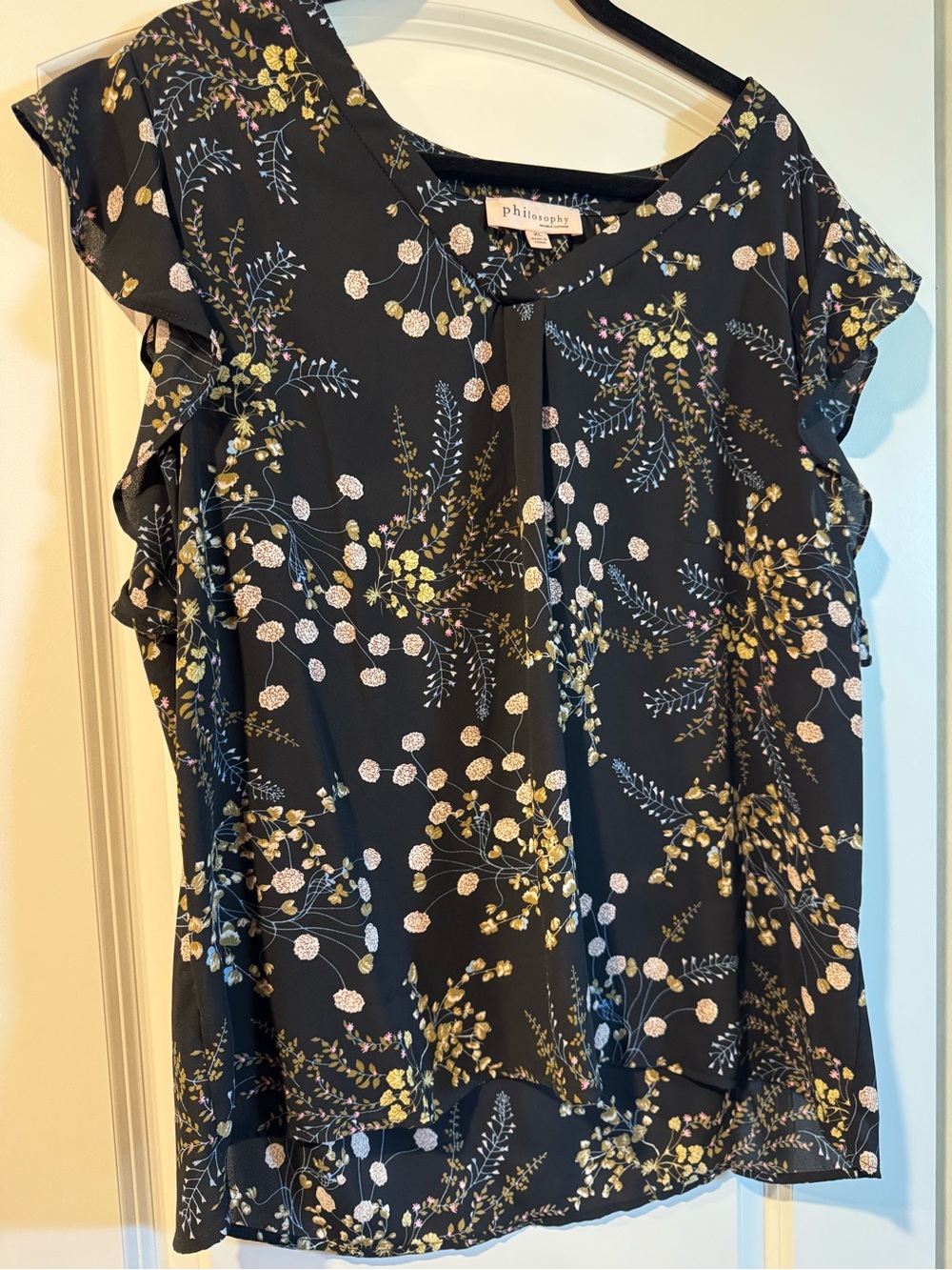 Philosophy Black Floral Ruffle Cap Sleeve Blouse
